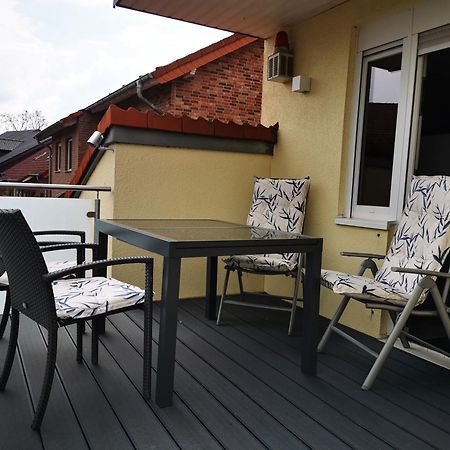 Naturnahe Schoene Neu Gestaltete Ferienwohnung Würselen Buitenkant foto