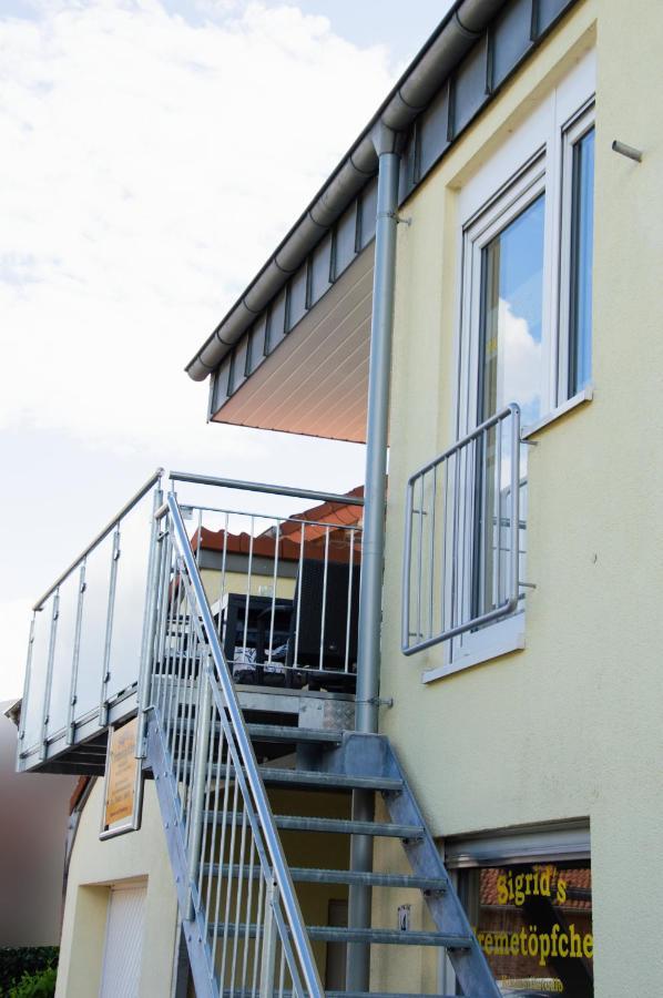 Naturnahe Schoene Neu Gestaltete Ferienwohnung Würselen Buitenkant foto