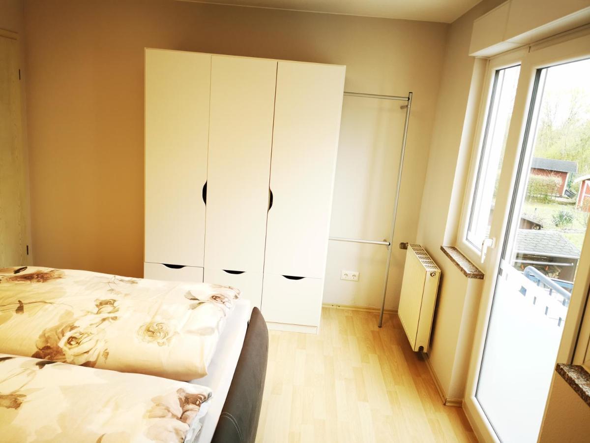 Naturnahe Schoene Neu Gestaltete Ferienwohnung Würselen Buitenkant foto
