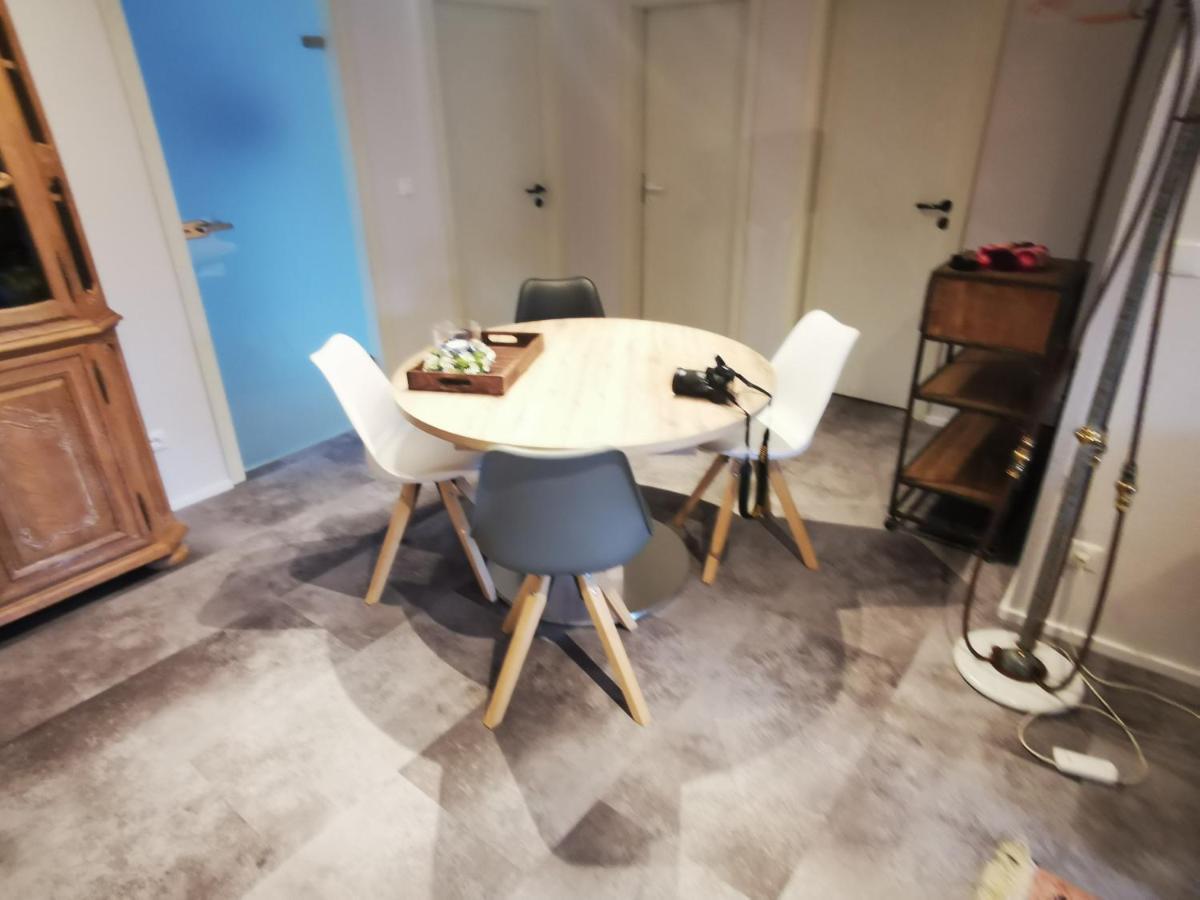 Naturnahe Schoene Neu Gestaltete Ferienwohnung Würselen Buitenkant foto
