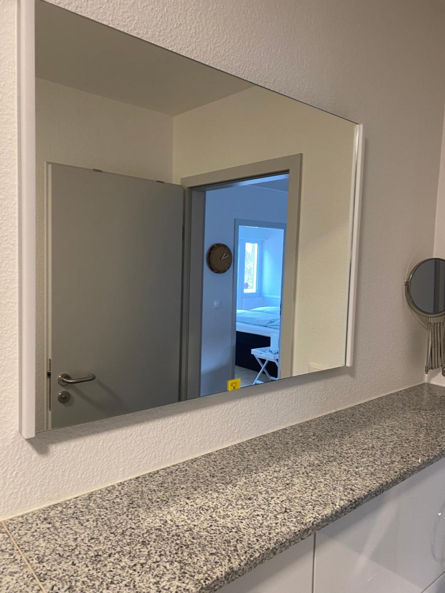 Naturnahe Schoene Neu Gestaltete Ferienwohnung Würselen Buitenkant foto
